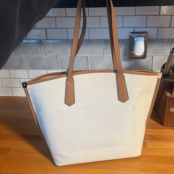 Michael Kors Jane Large Canvas Tote Bag barely used - Picture 5 of 10
